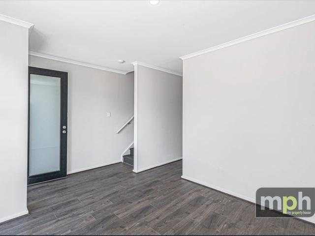 Townhouse for rent in Mount Barker, South Australia