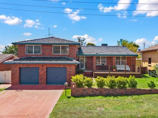 House for sale in Hillvue, Tamworth