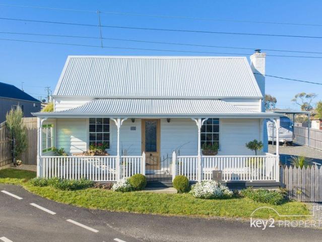House for sale in Deloraine, Tasmania