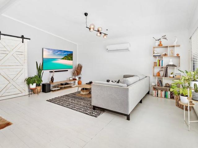 House for rent in Wollongong West, New South Wales