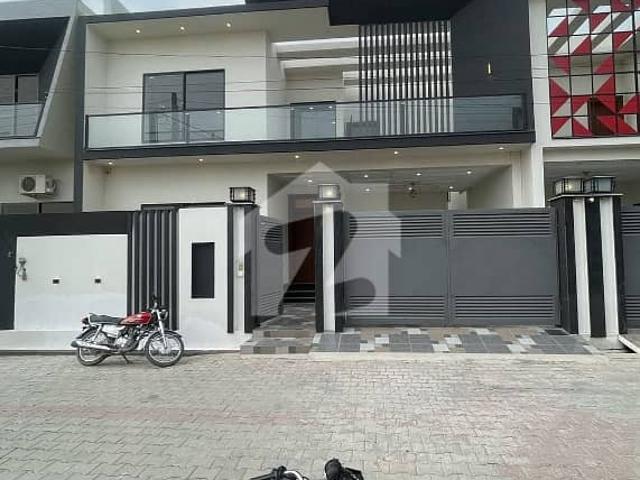 House for sale in Gujrat, Islamabad Capital Territory