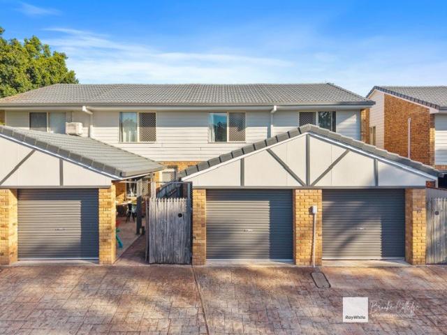 Townhouse for sale in Toombul, Queensland