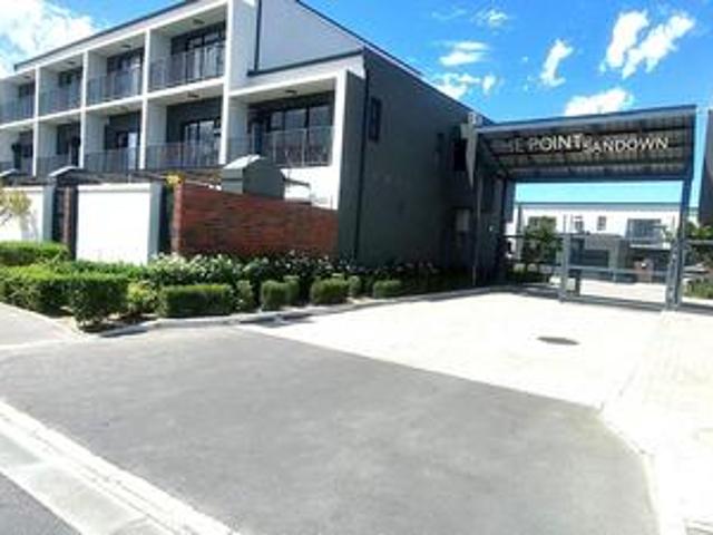 Townhouse for sale in Blouberg, Western Cape