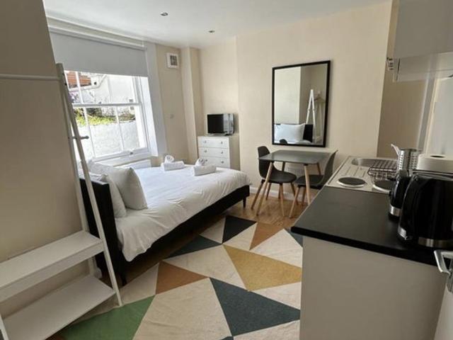 Apartment for rent in South Hampstead, Greater London