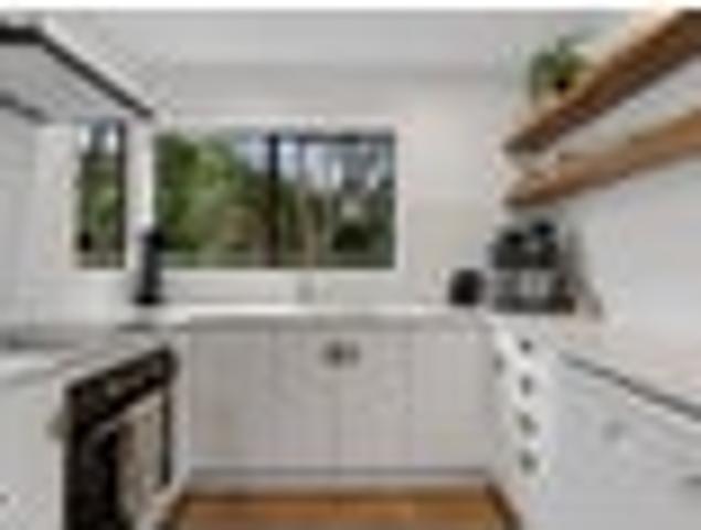House for sale in Wairau Valley