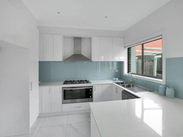 Townhouse for rent in Camerons Creek, Victoria