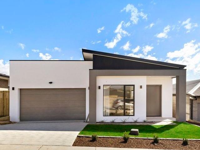 House for sale in Queanbeyan, New South Wales