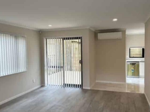 House for rent in Howick, Oroua County