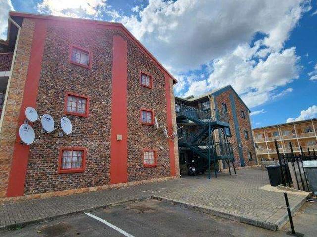 Apartment for sale in Bloemfontein, Mangaung Metropolitan Municipality