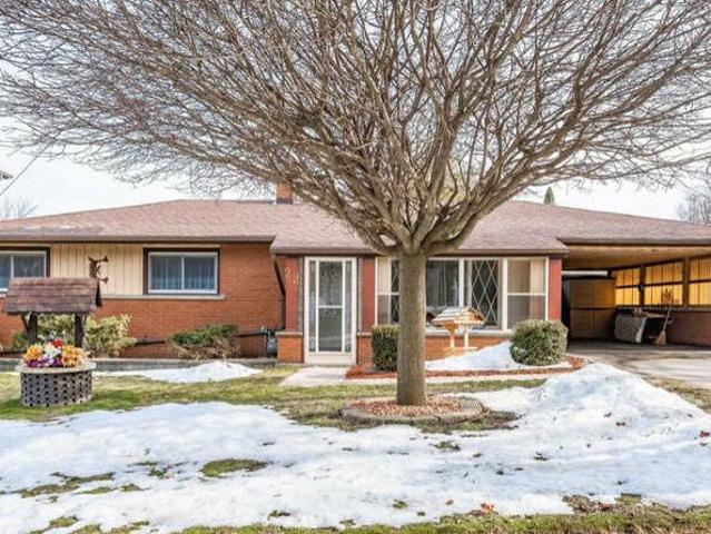 House for sale in Guelph, Ontario