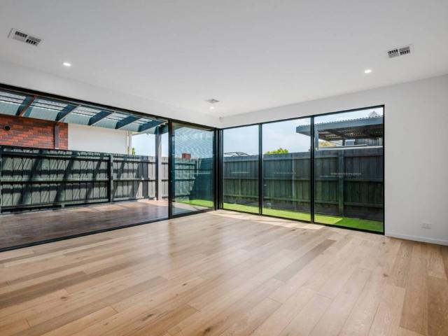 Townhouse for rent in Camerons Creek, Victoria