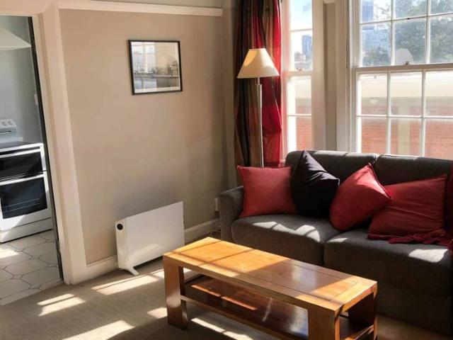 Apartment for rent in Mechanics Bay, Auckland