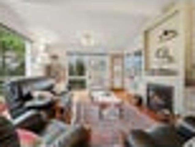 House for sale in Otakou
