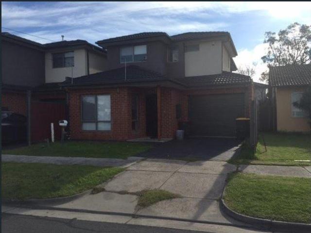 Townhouse for rent in Dallas, Melbourne