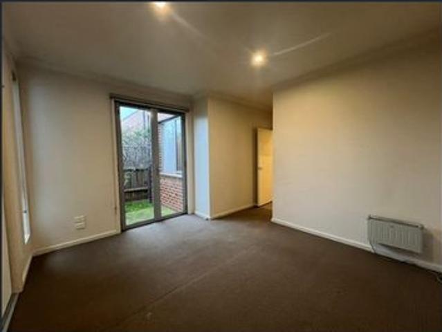 Townhouse for rent in Camerons Creek, Victoria