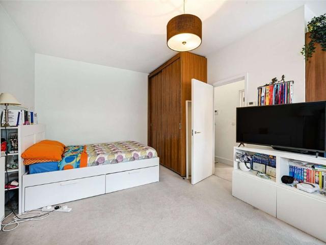Studio for rent in The Boltons, Greater London