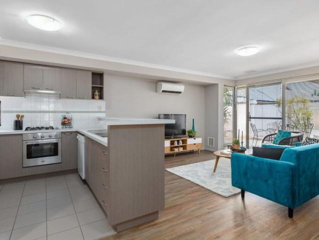 House for rent in Hammond Park, Western Australia