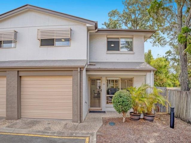 Townhouse for sale in Toombul, Queensland