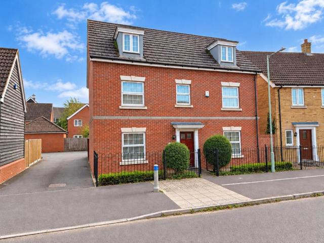 House for rent in Red Lodge, West Suffolk