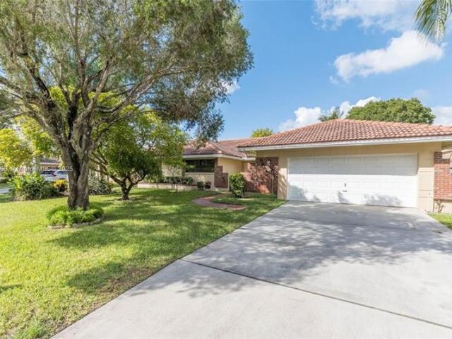 House for sale in Davie, Florida