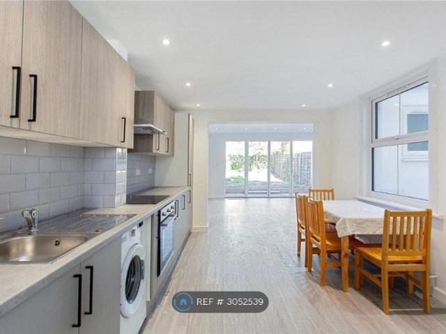 House for rent in Lower Clapton, Greater London