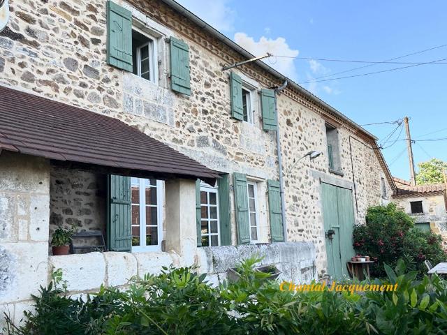Maison vente à Nontron, Saint-martin-de-fressengeas