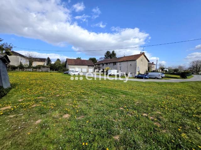 Maison vente à Nontron, Thiviers