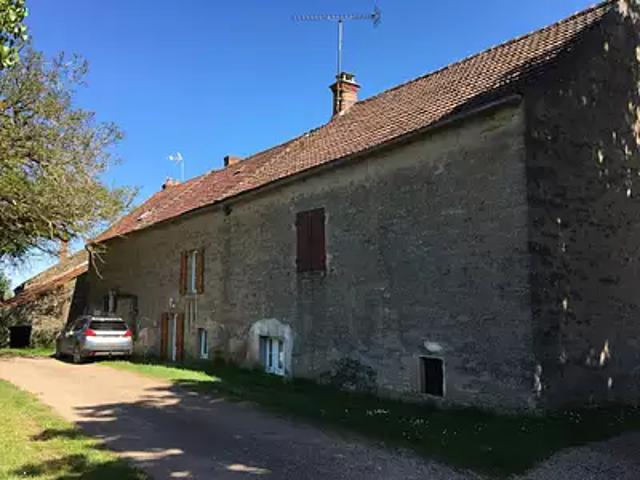 Maison vente à Avallon, Thizy