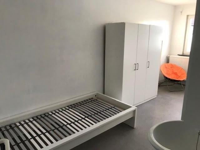 Kamer location à Begijnhof Sint-Elisabeth, Kortrijk