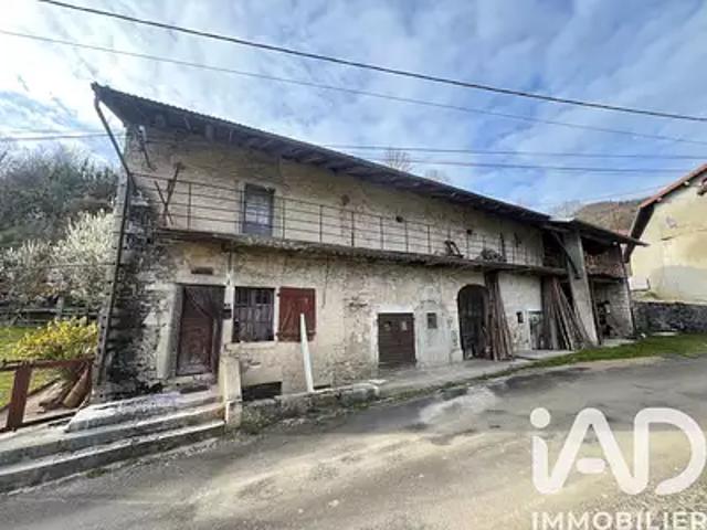 Maison vente à Lons-le-Saunier, Thoirette