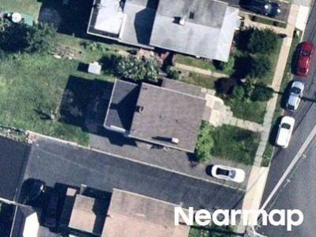 House for sale in Bloomfield, New Jersey