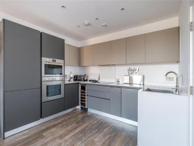 Apartment for rent in Callis Yard, Greater London