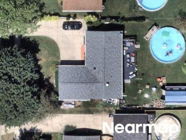 House for sale in Winthrop Harbor, Illinois