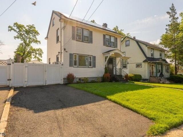 House for sale in Roselle, New Jersey