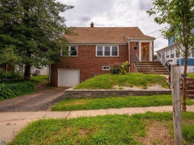 House for sale in Roselle, New Jersey
