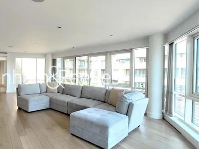 Apartment for rent in London Borough of Hounslow, Strand