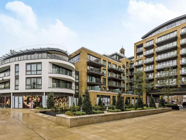 Apartment for rent in Strand-on-the-Green, Greater London