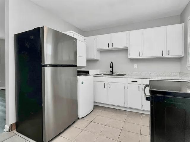 Apartment for rent in Mecklenburg, North Carolina