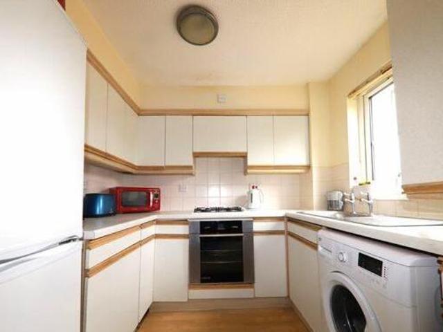 House for sale in Moneyhill, Batchworth