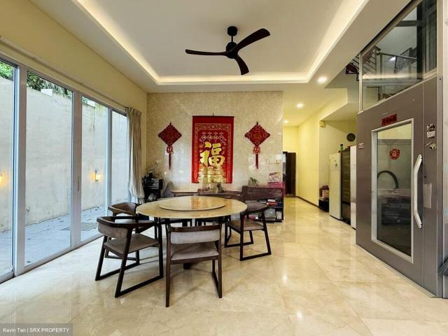 Condominium for sale in Thomson