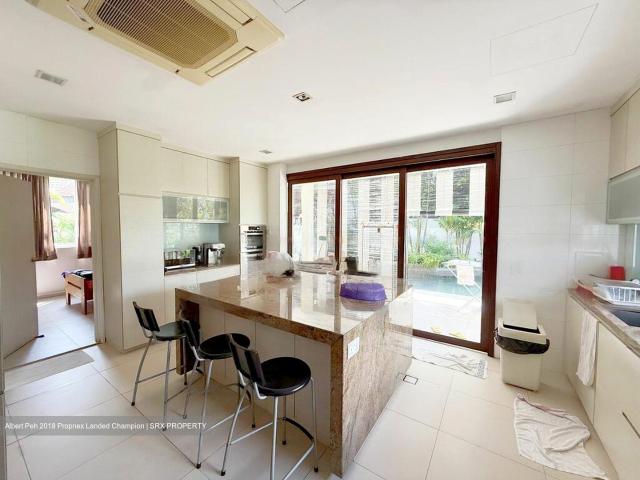Detached House for sale in Thomson