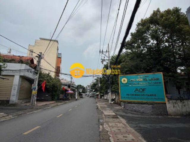 Nhà bán