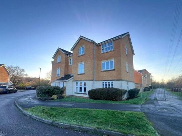 House for rent in Lyons, Greater London