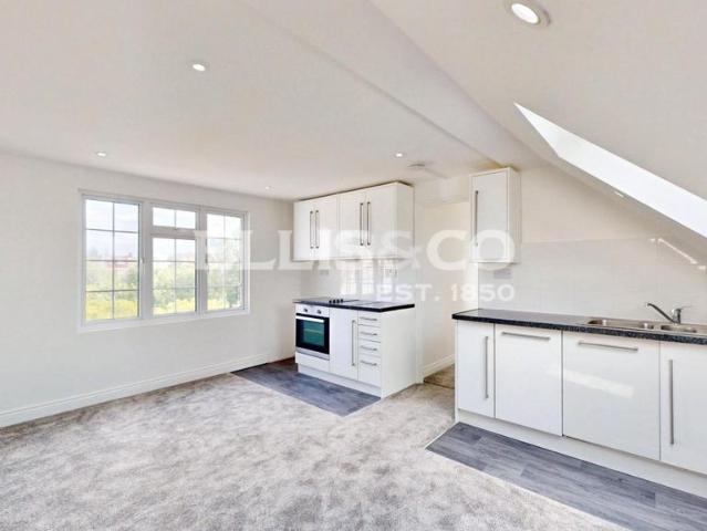 Apartment for rent in London Borough of Ealing, Greater London