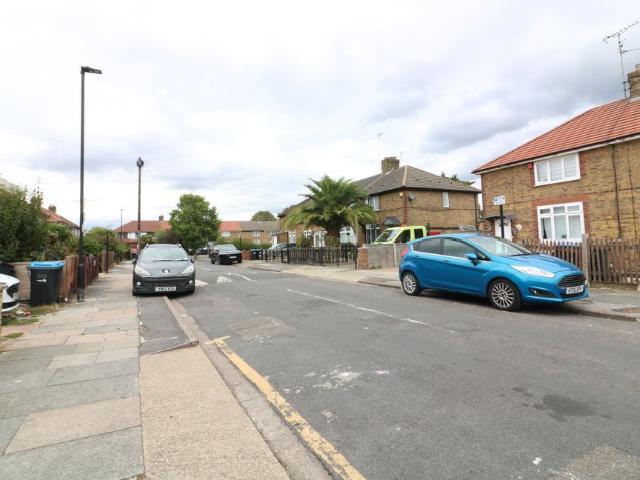 House for rent in Upper Edmonton, Greater London