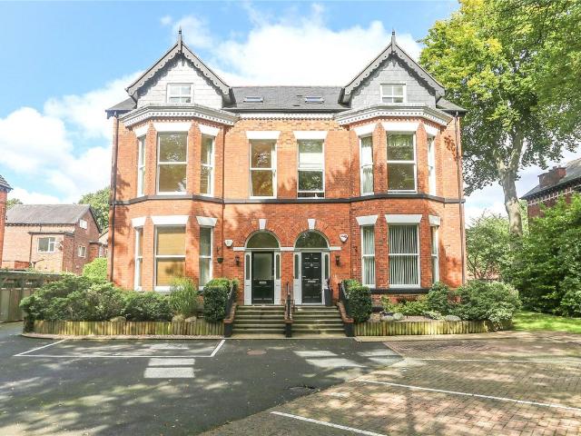 House for rent in Heaton Moor, Greater Manchester