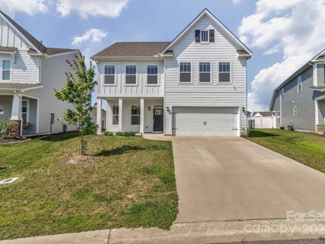 House for sale in Hendersonville