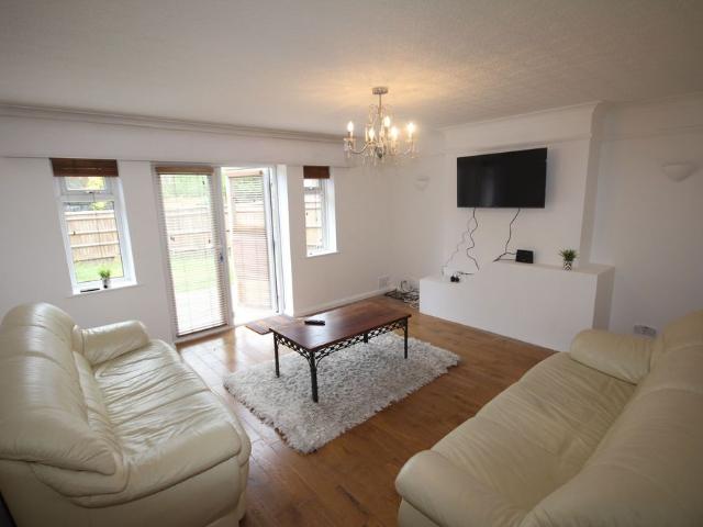 Apartment for rent in Iver, Iver Heath