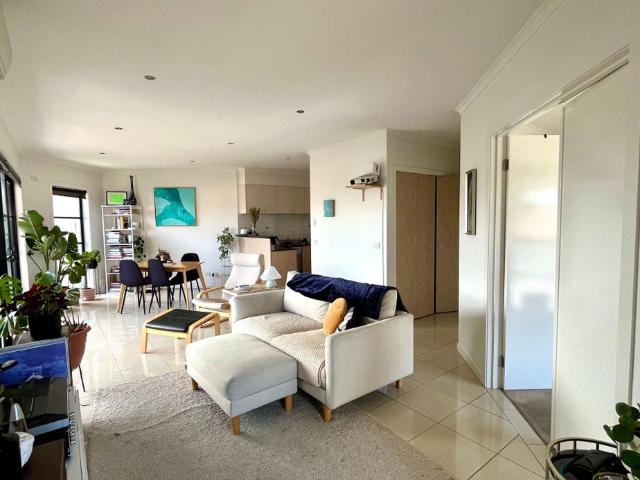 Room for rent in Camerons Creek, Victoria