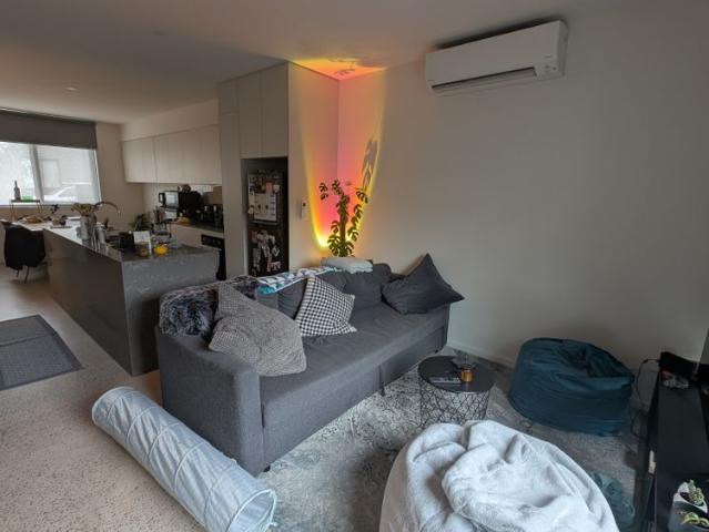 Room for rent in Thornbury, Melbourne